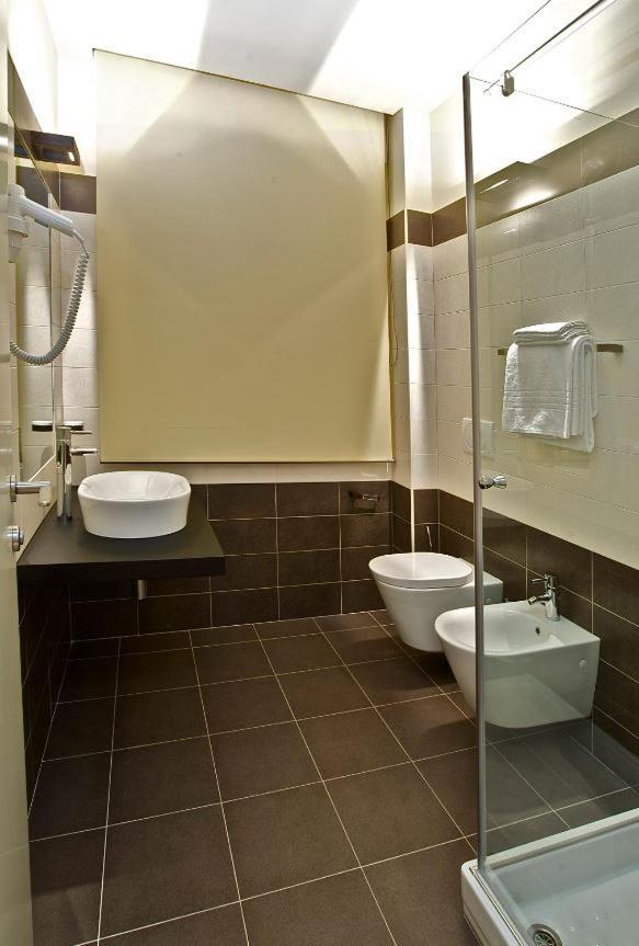 Design Suite Tirano Εξωτερικό φωτογραφία